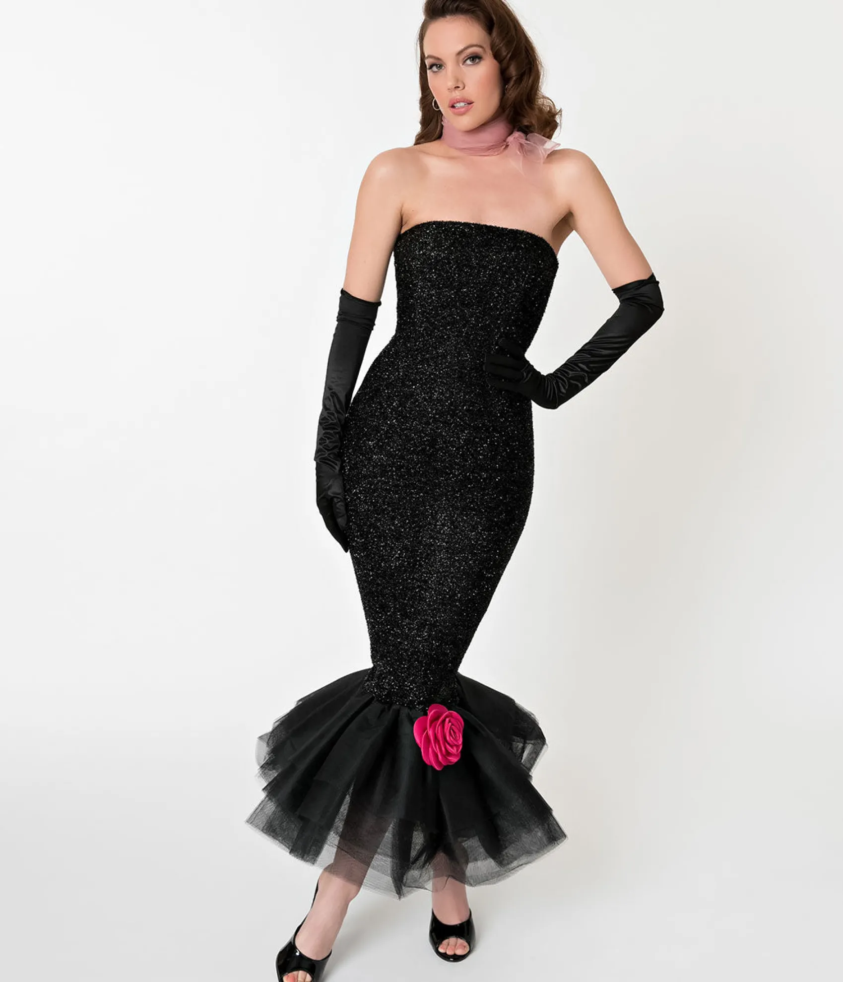 Barbie™ x Unique Vintage Black Solo In The Spotlight Strapless Wiggle Dress