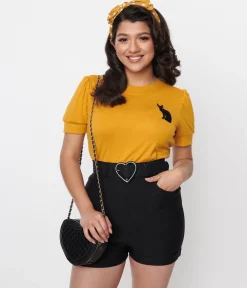 Black Love Your Curves Shorts