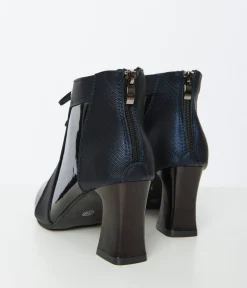 Black Patent Leatherette Pointed Toe Booties