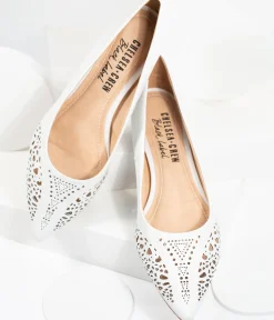 Chelsea Crew White Cutout Leather Sofia Flats