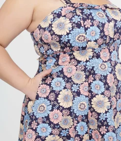 Plus Size 1950s Navy & Multicolor Daisy Print Cotton Flare Dress