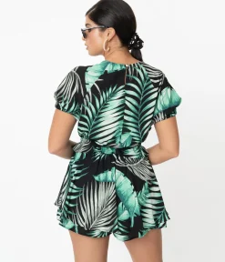 Retro Style Green & Black Palm Print Tropical Skort