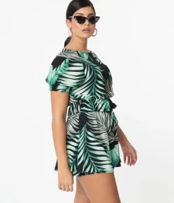Retro Style Green & Black Palm Print Tropical Skort