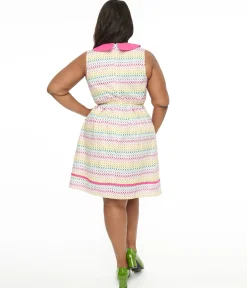 Retrolicious Plus Size 1950s Rainbow Leaf Collared Fit & Flare Dress