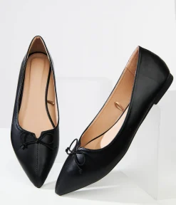 1990s Black Bow Pointed Leatherette Flats