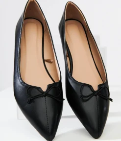 1990s Black Bow Pointed Leatherette Flats