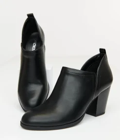 1970s Black Leatherette Ankle Booties