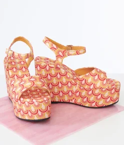 1970s Orange & Yellow Scallop Print Platform Wedges