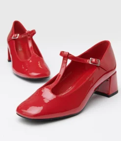 1920s Red Patent Leatherette T-Strap Heels