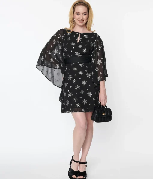 Smak Parlour Black & Silver Snowflake Social Climber Caftan