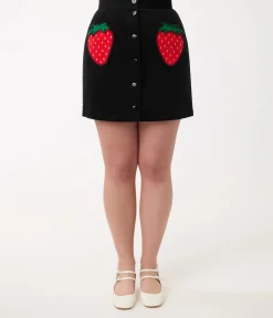 Smak Parlour Black & Strawberry Pocket Match Game Mini Skirt