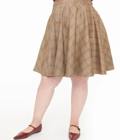 Smak Parlour Plus Size 1960s Brown & Green Plaid Scene Flare Skirt