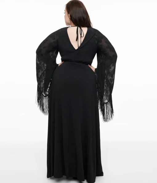 Smak Parlour Plus Size 1970s Black Floral Fringe Sleeve Maxi Dress