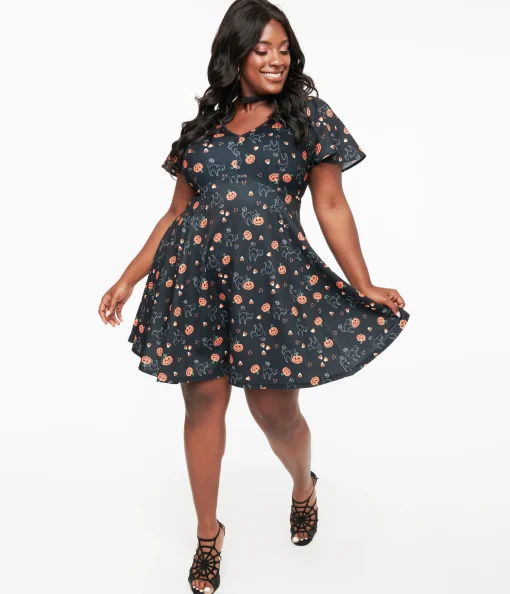 Unique Vintage Plus Size 1950s Black Spooky Cats & Pumpkins Poppy Flare Dress