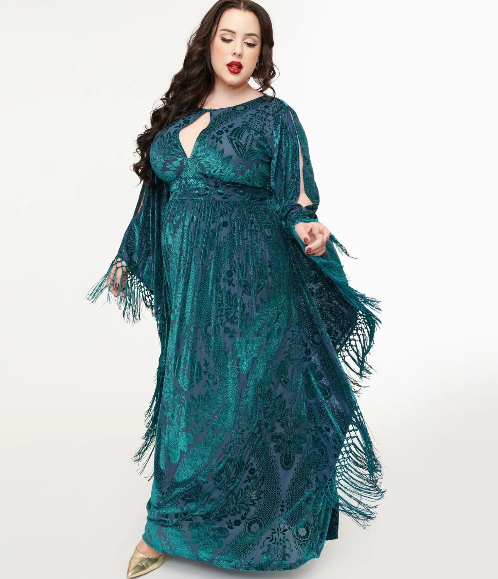 Unique Vintage Plus Size Emerald Floral Fringe Flutter Sleeve Caftan