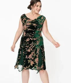 Unique Vintage Plus Size 1920s Emerald Velvet Floral Burnout Hemingway Flapper Dress