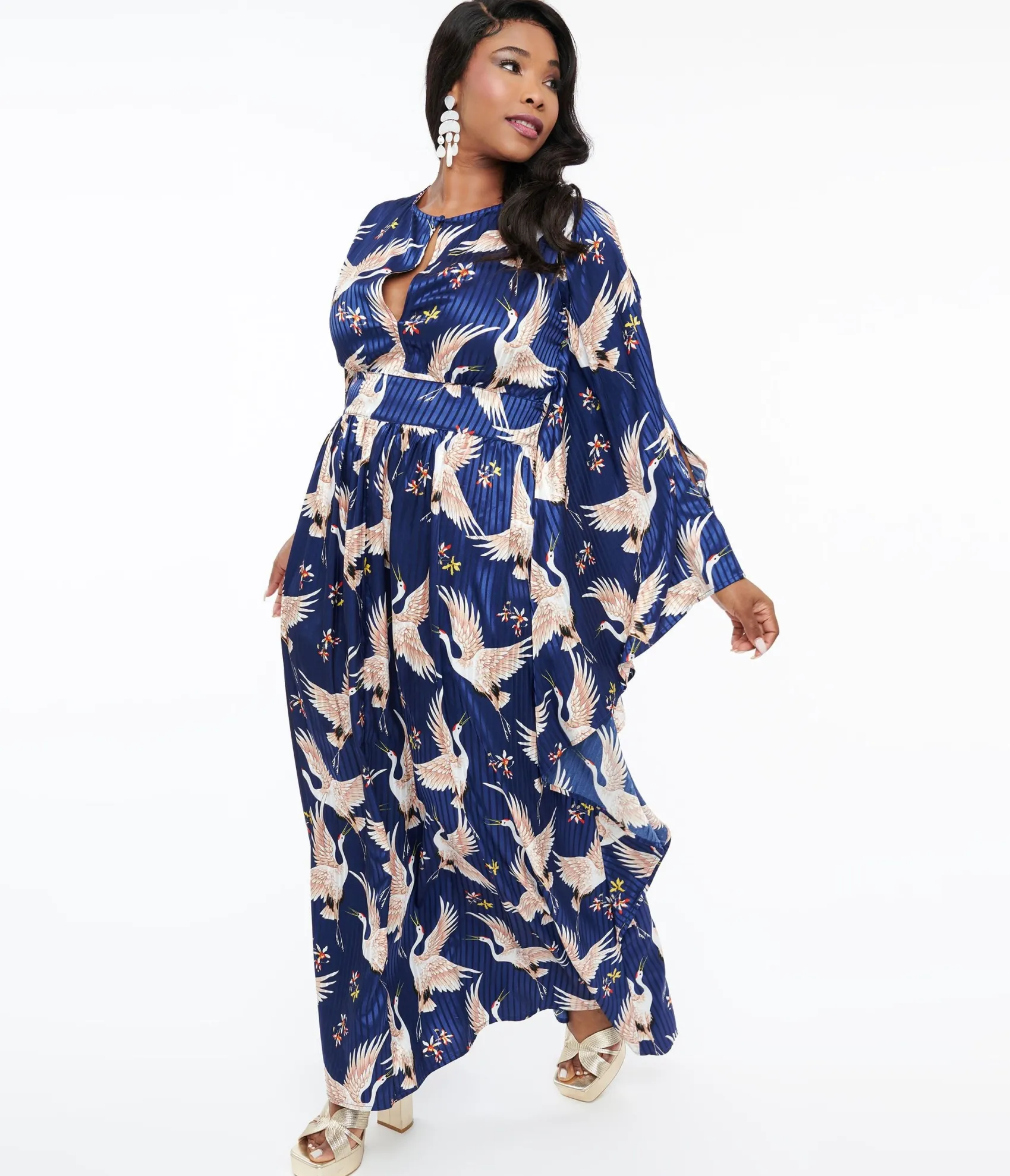 Unique Vintage Plus Size 1960s Navy Crane Flutter Sleeve Caftan