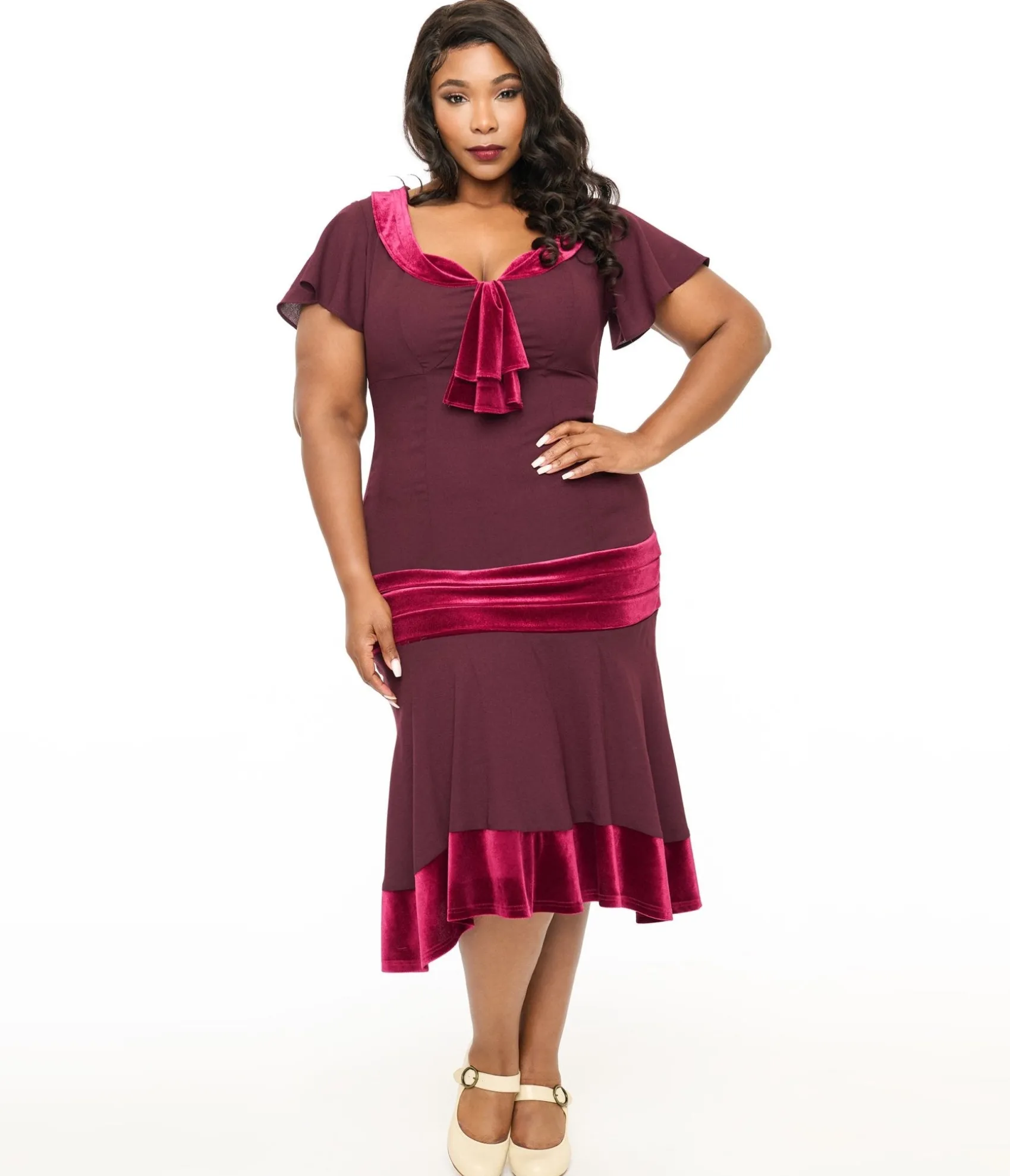 Unique Vintage Plus Size 1920s Burgundy Wilshire Flapper Day Dress