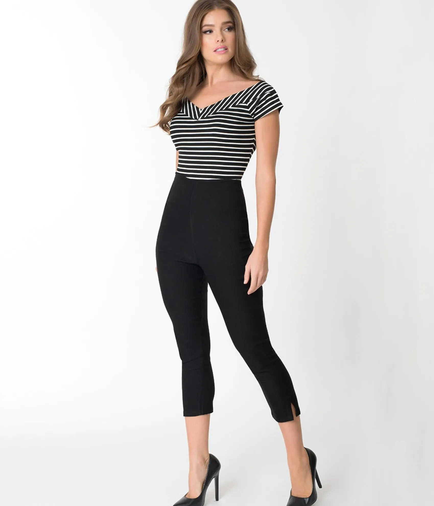 Unique Vintage 1950s Black High Waist Rachelle Capri Pants