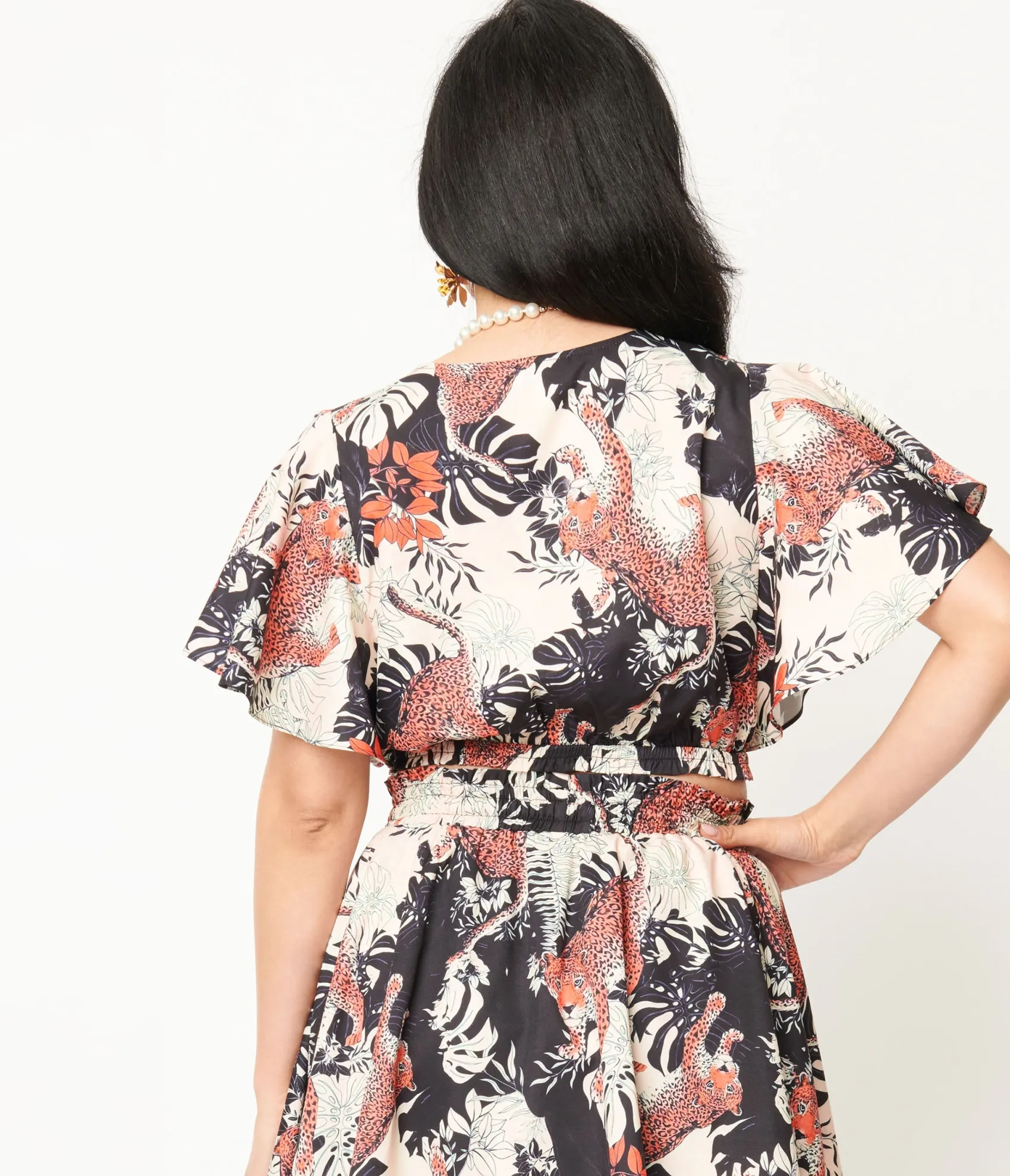 Unique Vintage 1960s Black Jungle Cat Print Dottie Crop Top