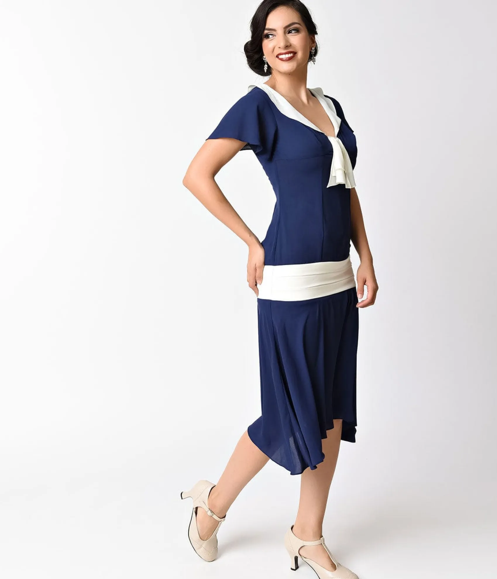 Unique Vintage 1920s Navy Blue & Ivory Wilshire Flapper Day Dress