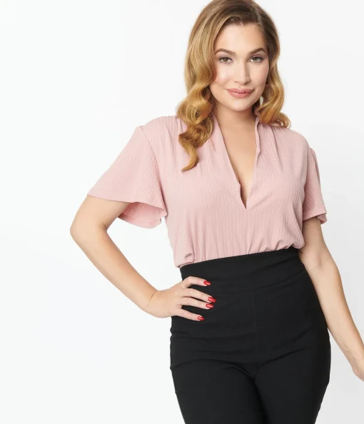 Unique Vintage 1970s Rose Pink Pointelle Flutter Sleeve Bodysuit