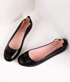 Vintage Style Black Leatherette & Geometric Gem Ballet Flats
